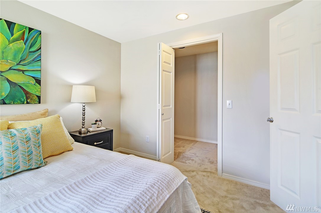 936 North 35th Street, Unit A Seattle, WA 98103 - Photo 15 of 21 Gallery Image 15