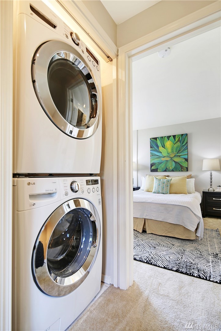 936 North 35th Street, Unit A Seattle, WA 98103 - Photo 18 of 21 Gallery Image 18