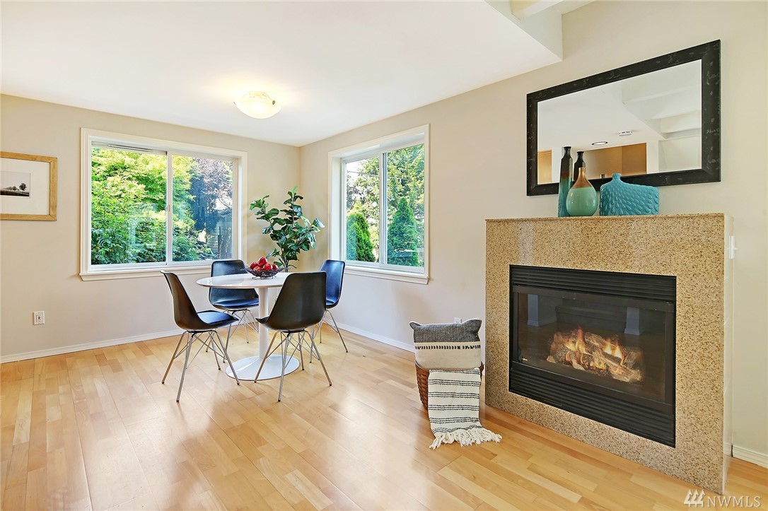936 North 35th Street, Unit A Seattle, WA 98103 - Photo 8 of 21 Gallery Image 8