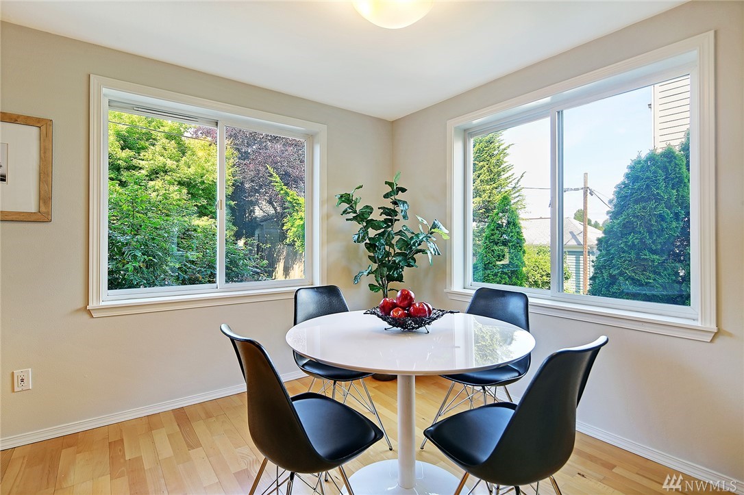 936 North 35th Street, Unit A Seattle, WA 98103 - Photo 9 of 21 Gallery Image 9