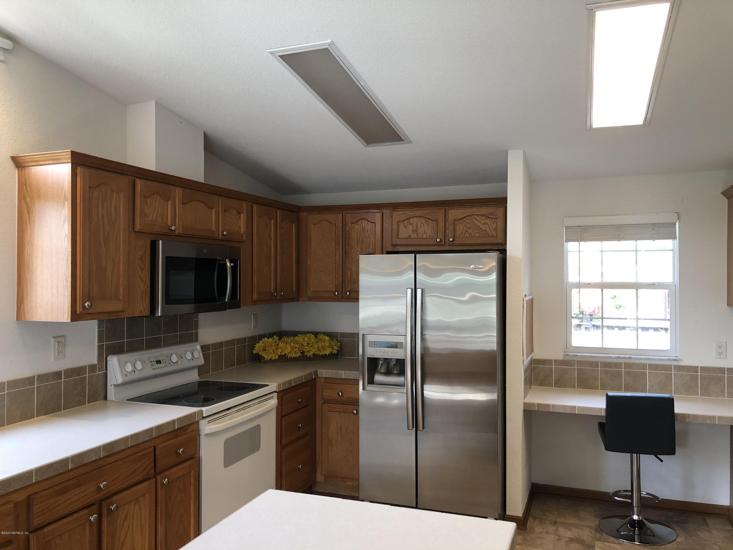 2370 Tyrone Road Middleburg, FL 32068 - Photo 16 of 32 Kitchen