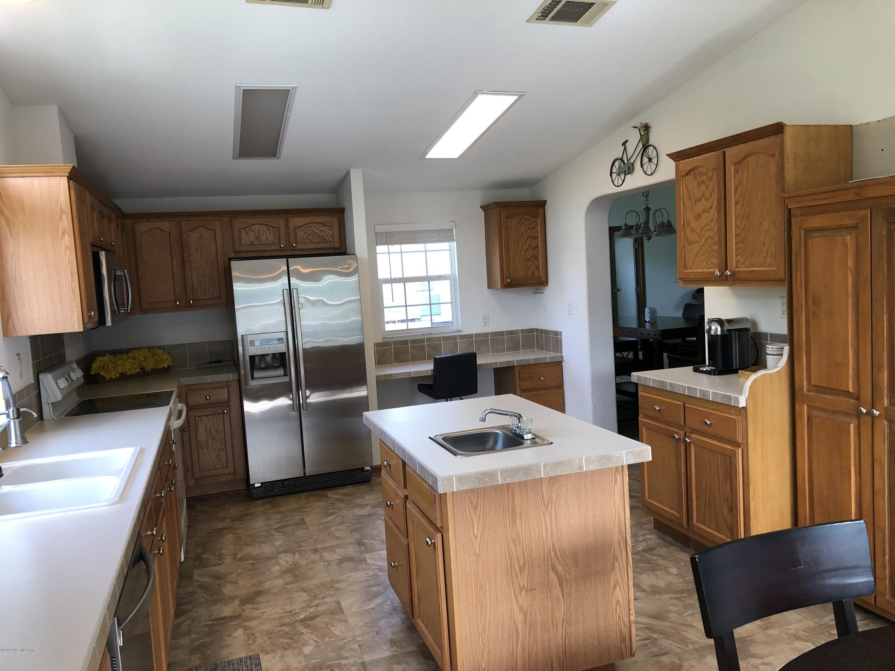 2370 Tyrone Road Middleburg, FL 32068 - Photo 17 of 32 Kitchen