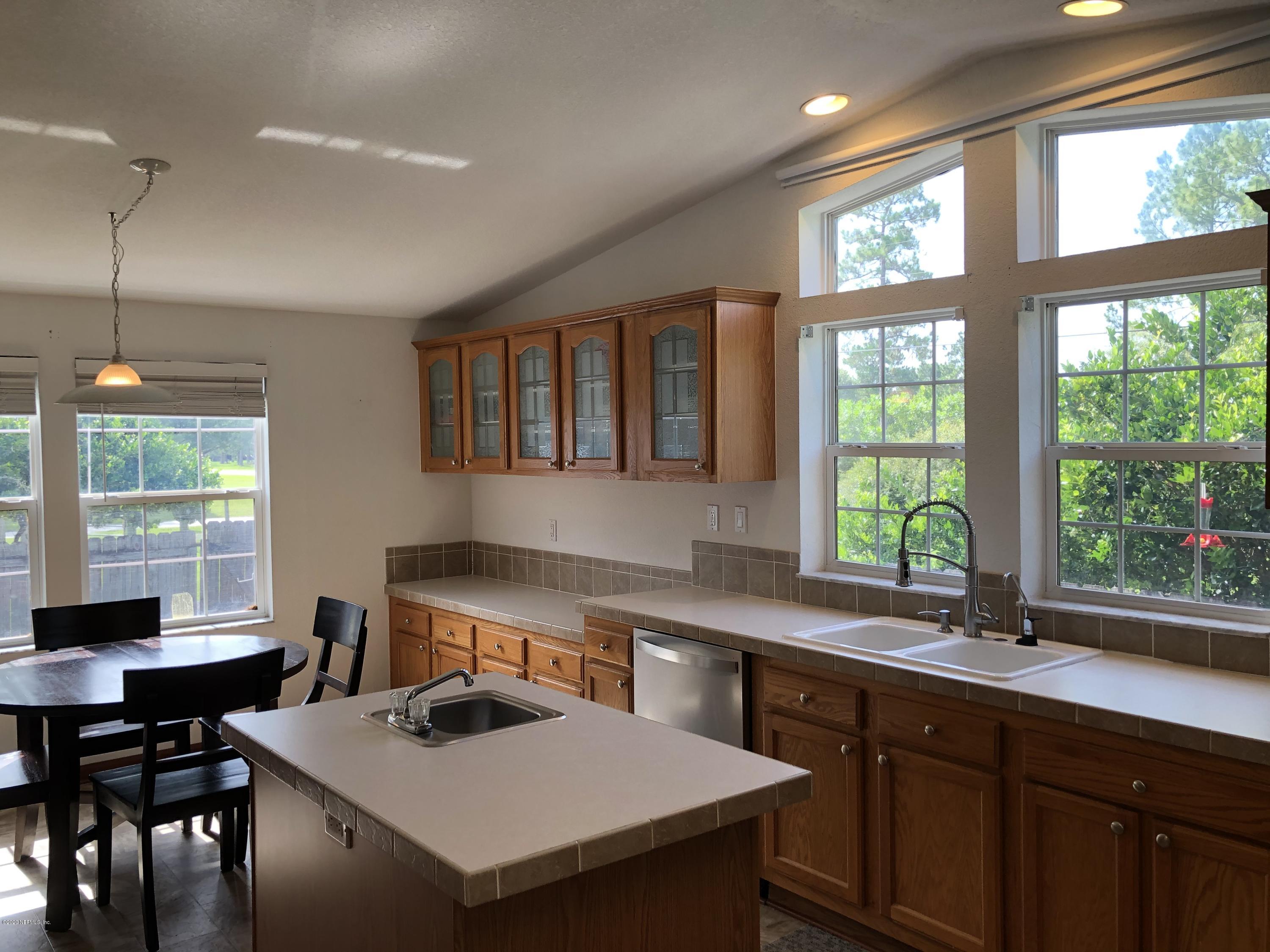 2370 Tyrone Road Middleburg, FL 32068 - Photo 19 of 32 Eat In Kitchen