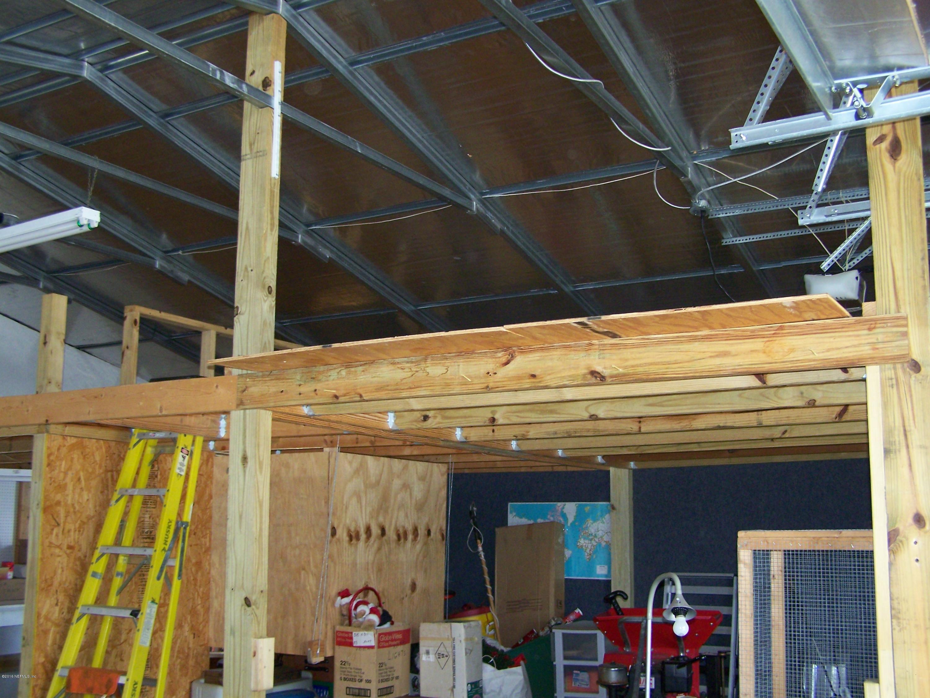 2370 Tyrone Road Middleburg, FL 32068 - Photo 30 of 32 Garage