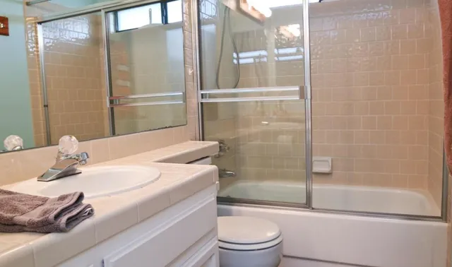 $469,000 | 344 McKelvy Avenue, Clovis, CA 93611