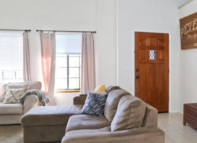 $469,000 | 344 McKelvy Avenue, Clovis, CA 93611