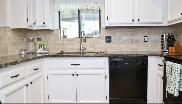 $469,000 | 344 McKelvy Avenue, Clovis, CA 93611
