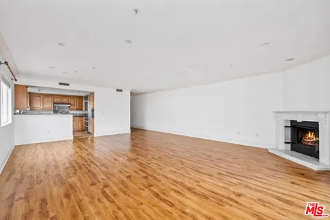 $1,190,000 | 1948 Malcolm Avenue, Unit 305, Los Angeles, CA 90025