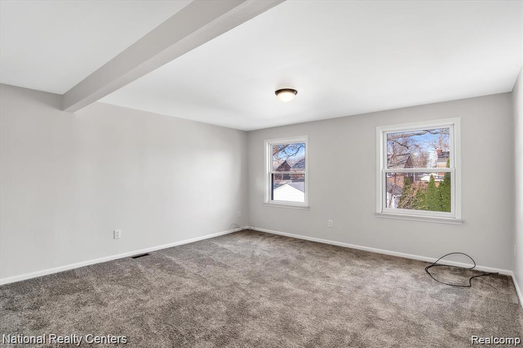 1798 Oxford Road Grosse Pointe, MI 48236 - Photo 22 of 35 23-1798-Oxford-Rd-WindowStill-Real-Estate-Photography-23.jpg
