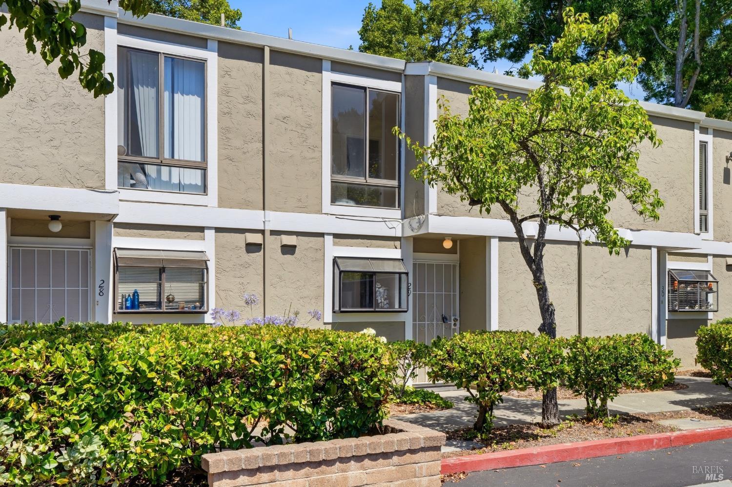 900 Southampton Road, Unit 29 Benicia, CA 94510 - Photo 3 of 54