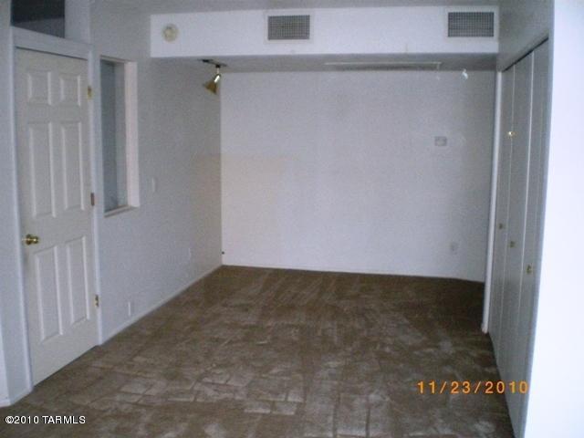 1625 Twin Ridge Road Tucson, AZ 85746 - Photo 17 of 35 Gallery Image 17