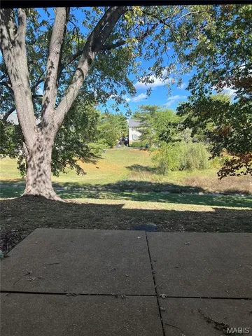 $99,000 | 1057 Mersey Bend Drive, Unit C, St. Louis, MO 63129