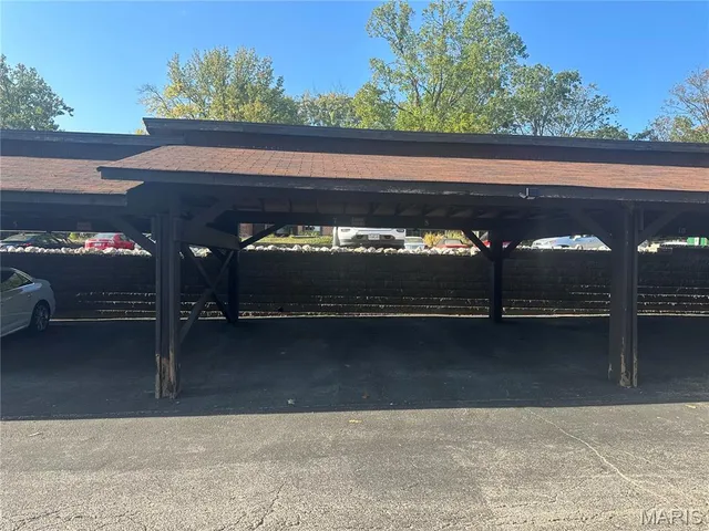 $99,000 | 1057 Mersey Bend Drive, Unit C, St. Louis, MO 63129