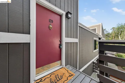 $409,900 | 5400 Mountain Boulevard, Unit 120, Oakland, CA 94619