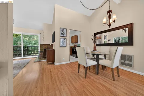 $409,900 | 5400 Mountain Boulevard, Unit 120, Oakland, CA 94619