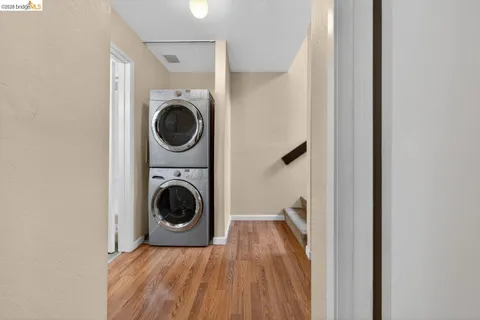 $409,900 | 5400 Mountain Boulevard, Unit 120, Oakland, CA 94619