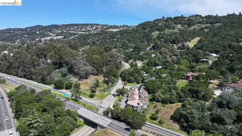 $409,900 | 5400 Mountain Boulevard, Unit 120, Oakland, CA 94619