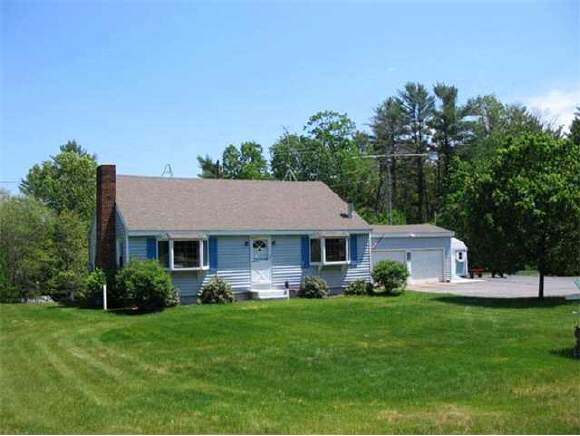 152 North Village Road Loudon, NH 03307 - Photo 1 of 5
