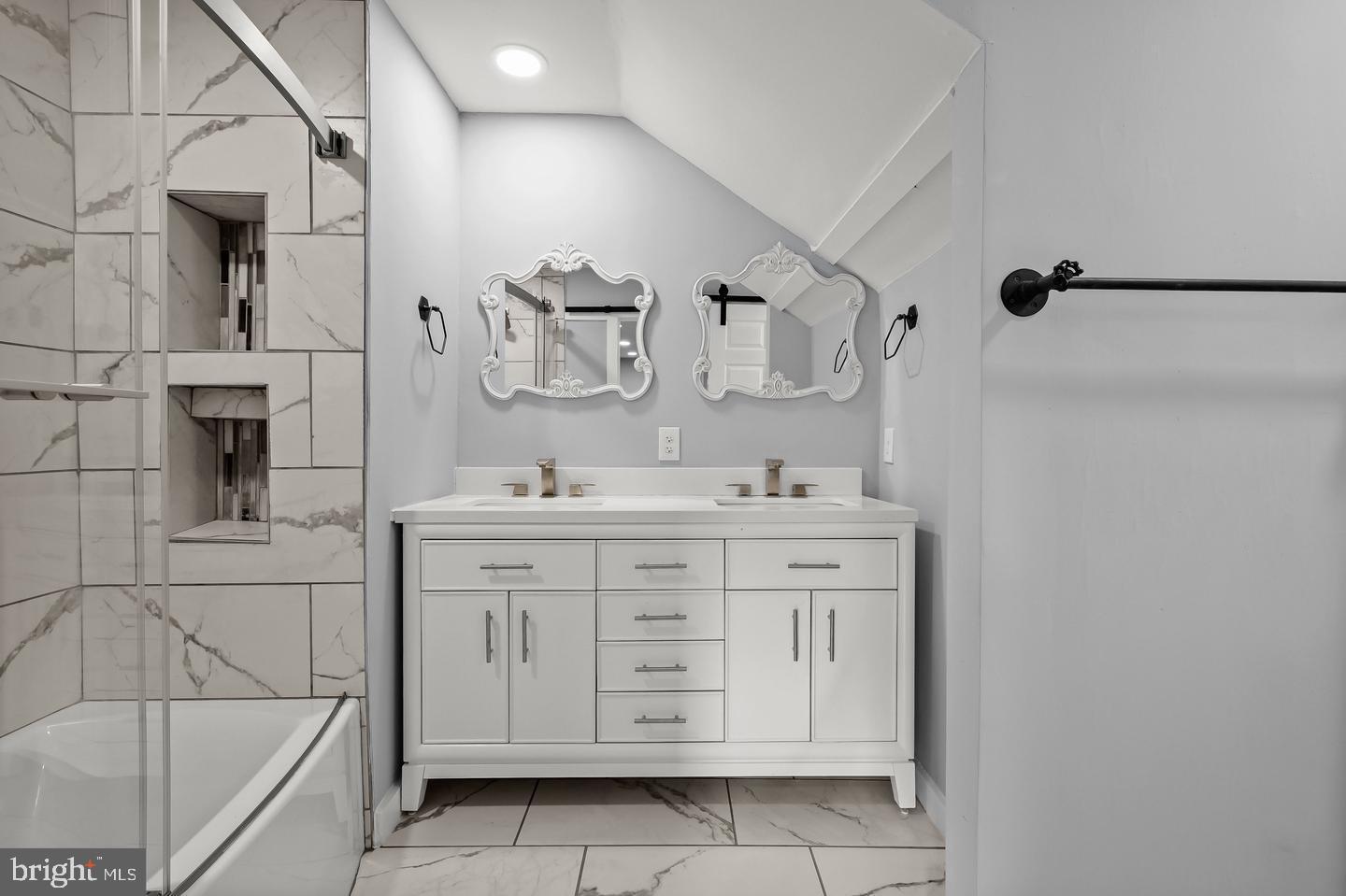 1902 Alto Vista Avenue Gwynn Oak, MD 21207 - Photo 22 of 24 En-Suite Bathroom for Bedroom #2