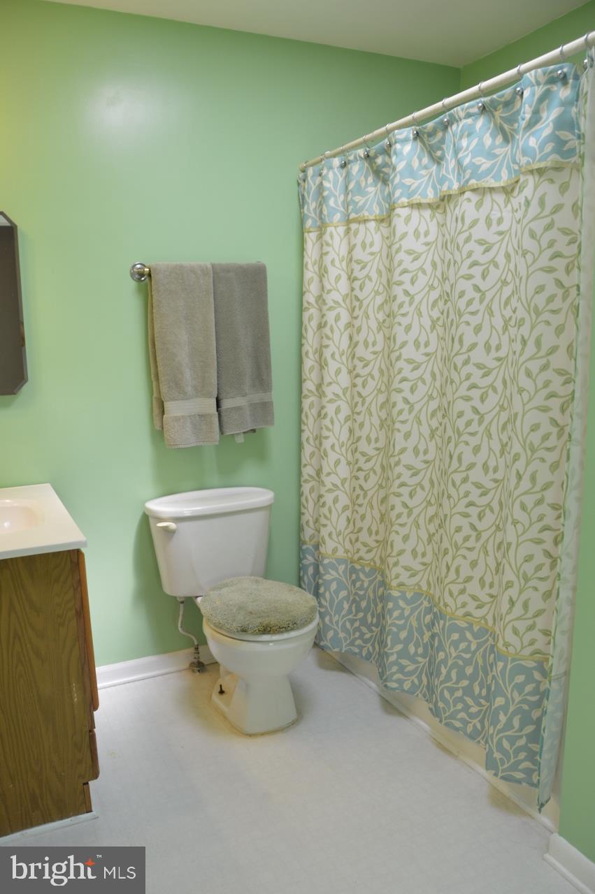 1454 B Warehime Road Westminster, MD 21158 - Photo 15 of 24 Hall Bath