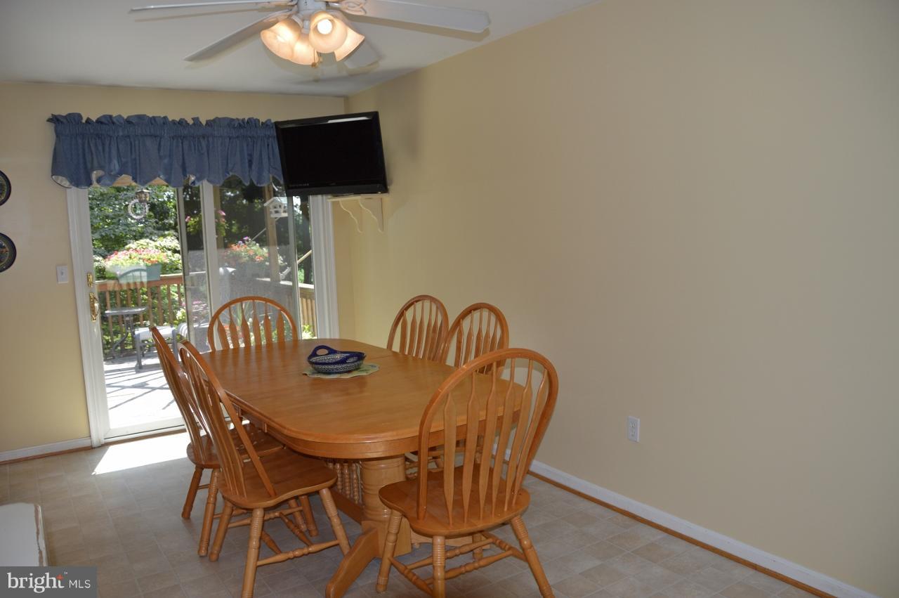 Breakfast Room