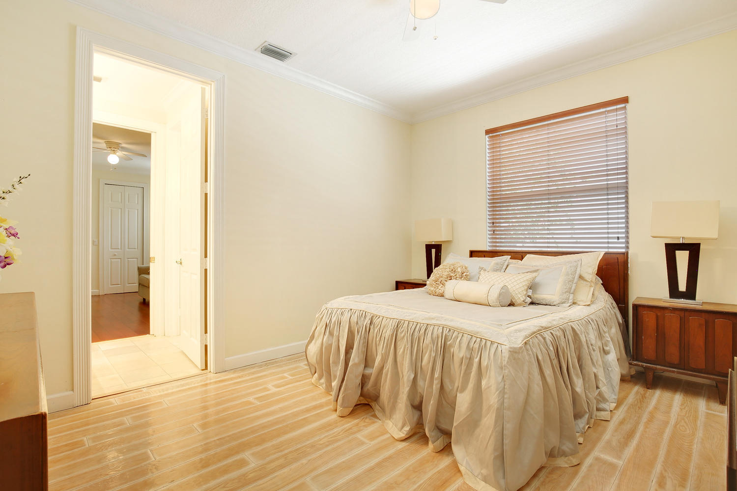 9719 Parkview Avenue Boca Raton, FL 33428 - Photo 21 of 39 Bedroom 5