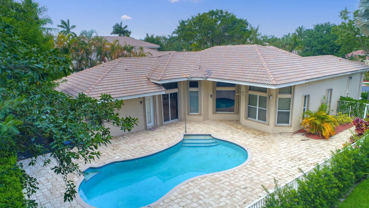9719 Parkview Avenue Boca Raton, FL 33428 - Photo 27 of 39 Aerial of Pool