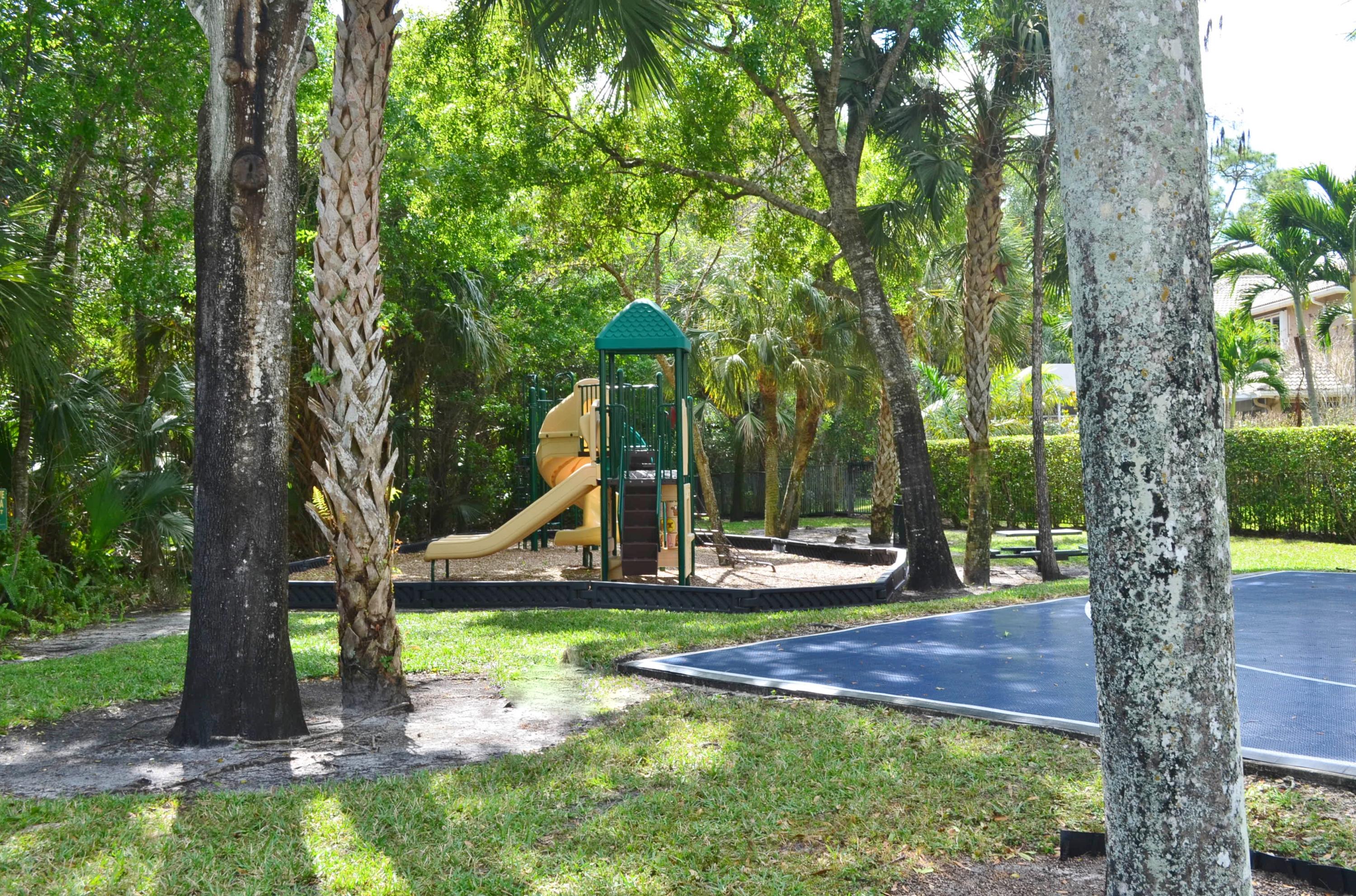 9719 Parkview Avenue Boca Raton, FL 33428 - Photo 37 of 39 Play Area