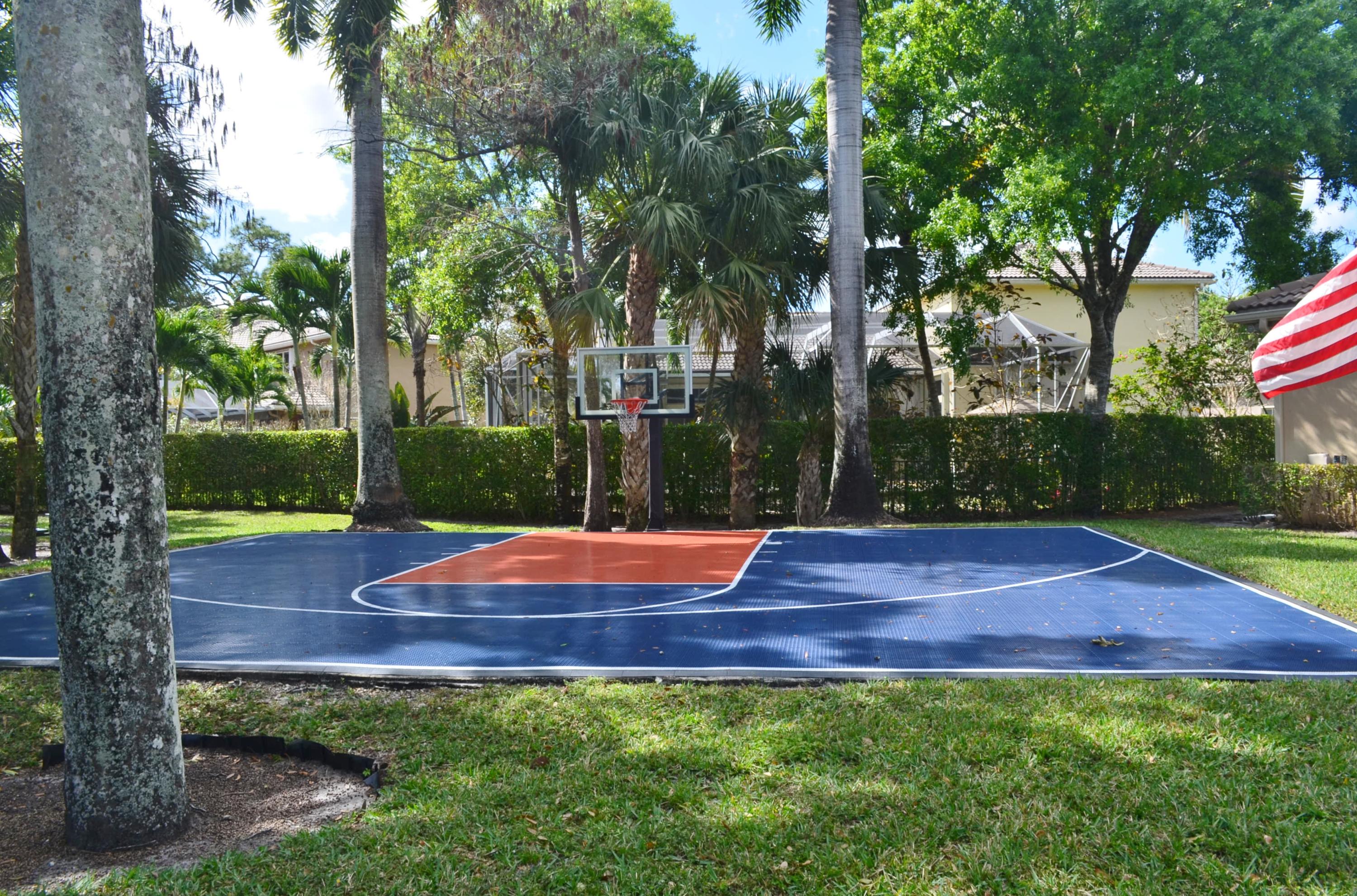 9719 Parkview Avenue Boca Raton, FL 33428 - Photo 38 of 39 Play Area