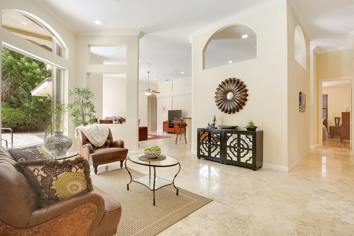 9719 Parkview Avenue Boca Raton, FL 33428 - Photo 7 of 39 Living Room