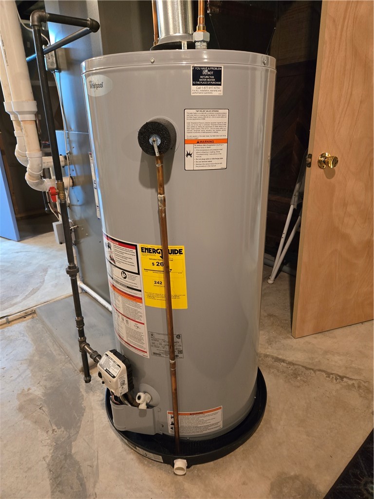 1081 Bright Stream Way Webster, NY 14580 - Photo 44 of 50 Hot Water Tank