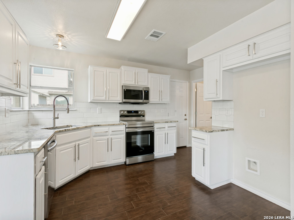 7110 Misty Ridge Drive Converse, TX 78109 - Photo 5 of 25 Gallery Image 5
