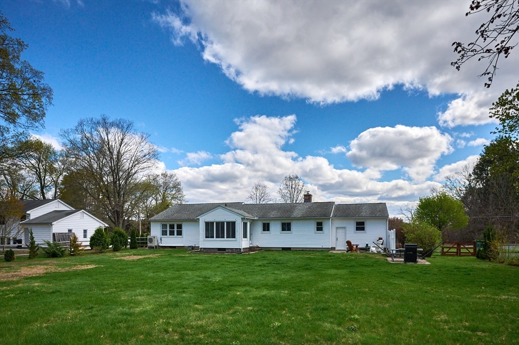 18 Maple Avenue Hadley, MA 01035 - Photo 25 of 35