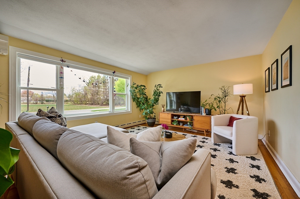 18 Maple Avenue Hadley, MA 01035 - Photo 6 of 35