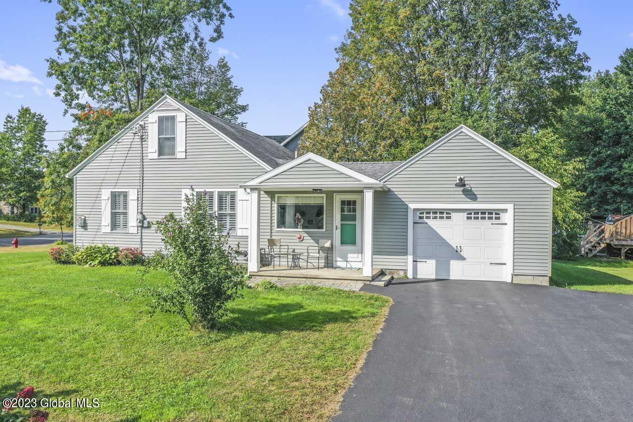 11 Pine Road Moreau, NY 12803 - Photo 2 of 45 IMG_2040