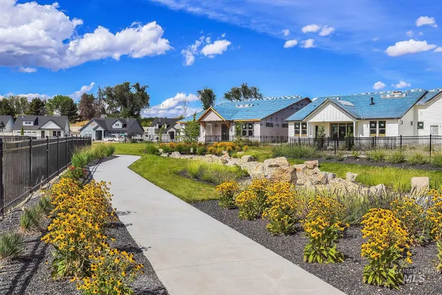 $599,900 | 1710 North Grn Pne Lane, Star, ID 83669