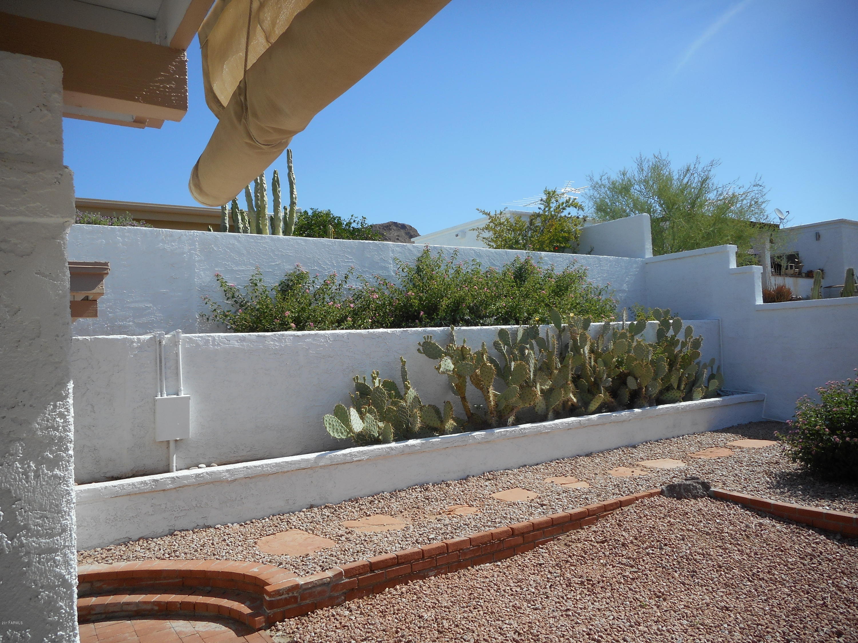 1302 East Winged Foot Road Phoenix, AZ 85022 - Photo 5 of 40 DSCN0051