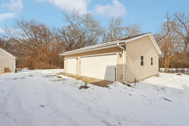 $350,000 | 67 Highway 67, Eagle, WI 53119