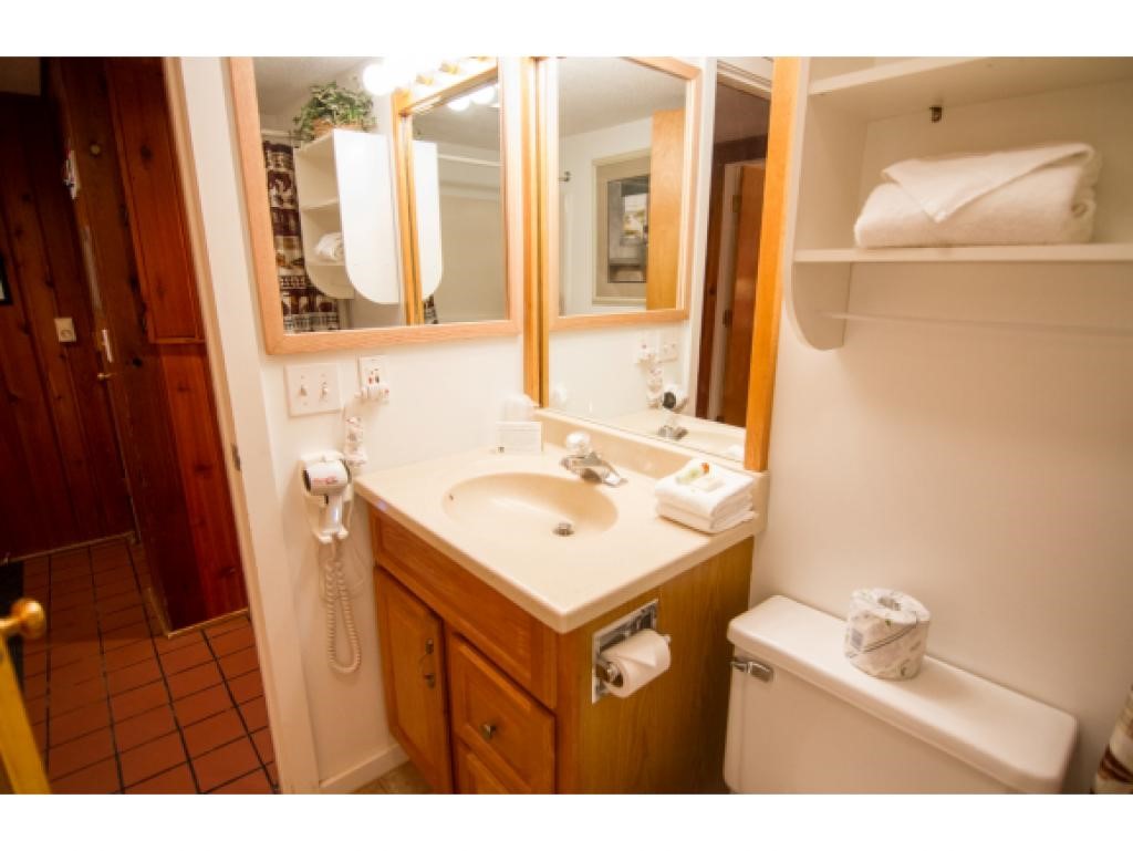 205 Old Mill Road, Unit C15 Killington, VT 05751 - Photo 16 of 20 Gallery Image 16