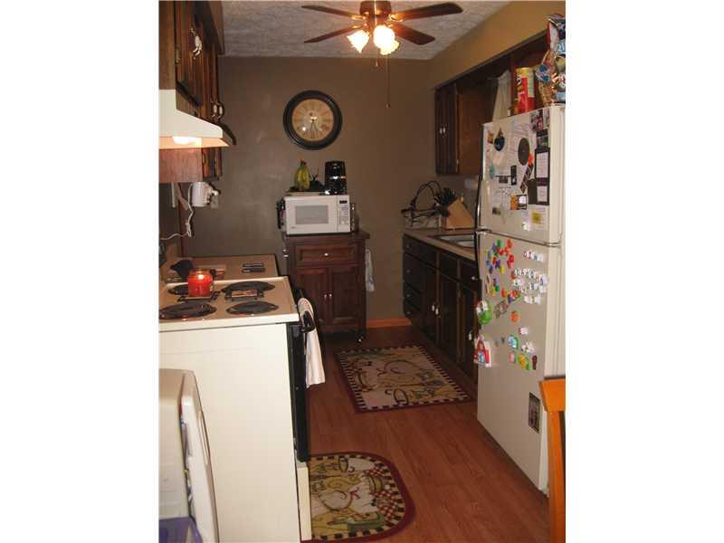 1199 Shenango Road Big Beaver, PA 16115 - Photo 4 of 21 Kitchen.