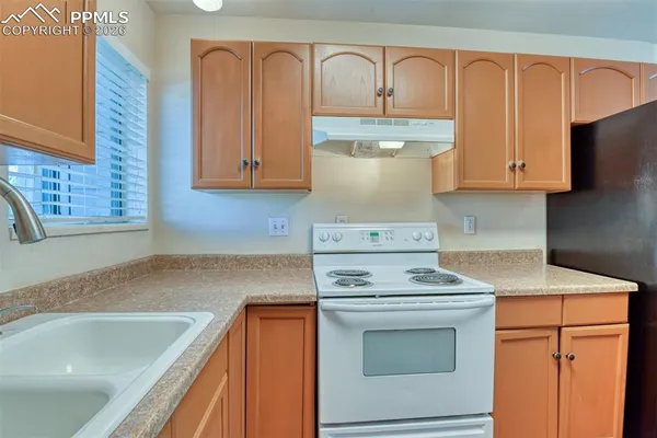 $235,500 | 864 London Green Way, Colorado Springs, CO 80906