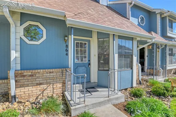 $235,500 | 864 London Green Way, Colorado Springs, CO 80906