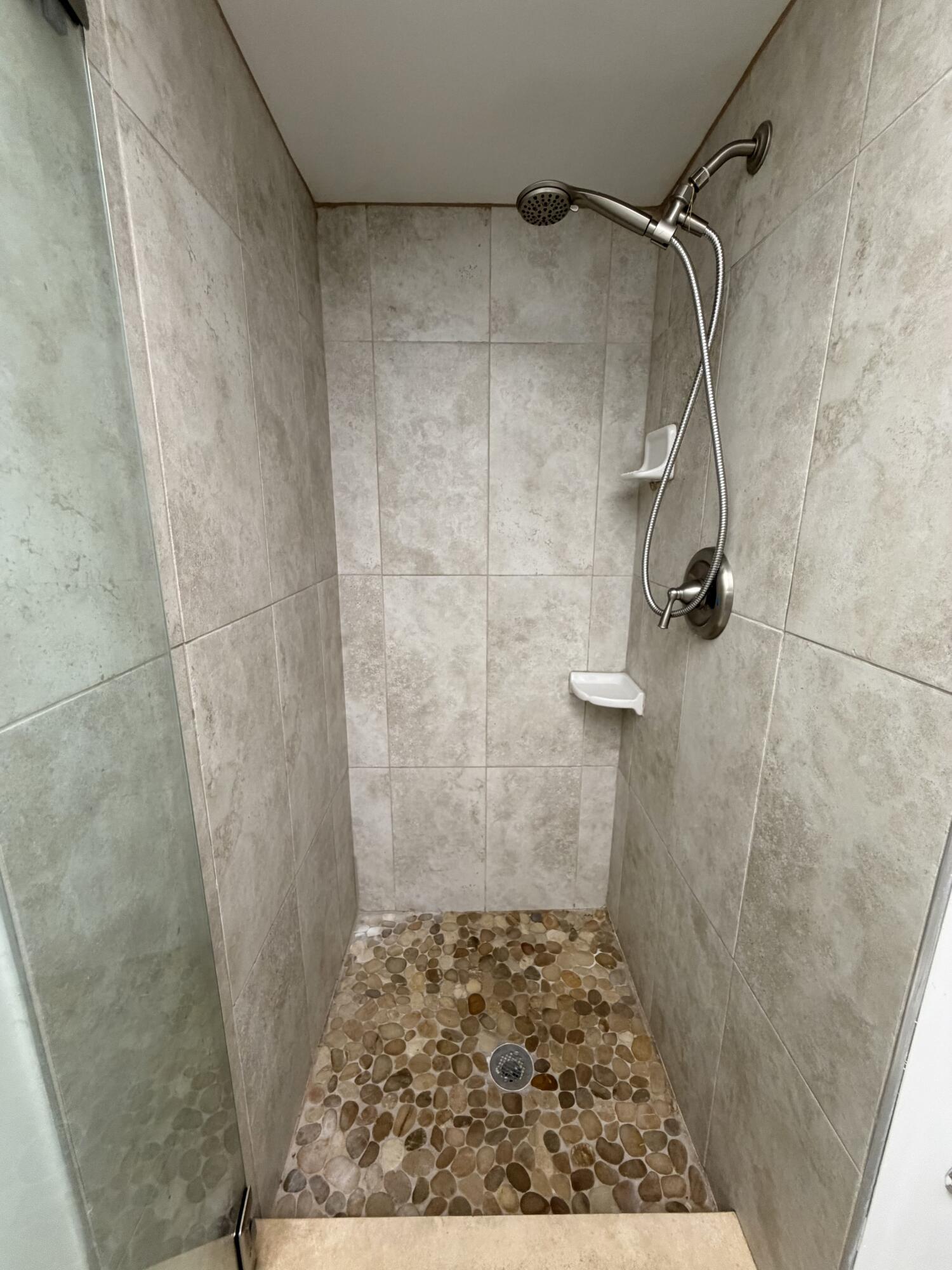 9235 Southwest 8th Street, Unit 512 Boca Raton, FL 33428 - Photo 11 of 25 Shower