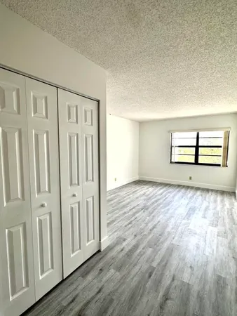 $2,400 | 9235 Southwest 8th Street, Unit 512, Boca Raton, FL 33428