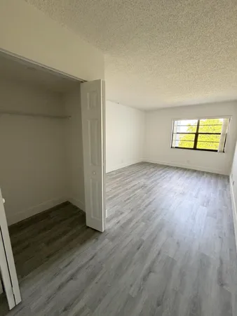 $2,400 | 9235 Southwest 8th Street, Unit 512, Boca Raton, FL 33428