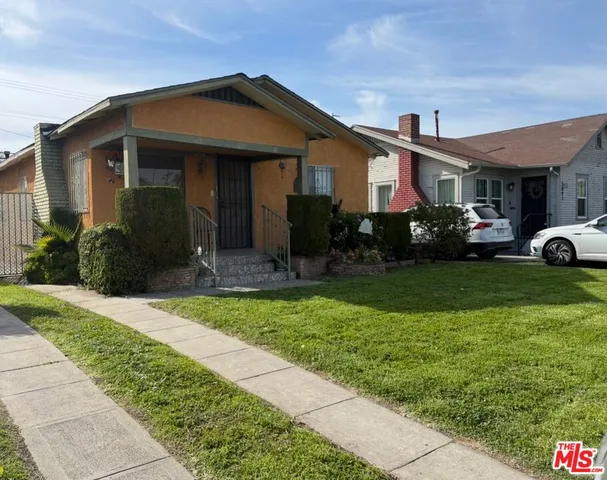 $835,000 | 3895 3rd Avenue, Los Angeles, CA 90008