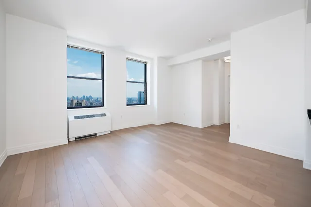 $5,965 | 70 Pine Street, Unit 2406 | Financial District