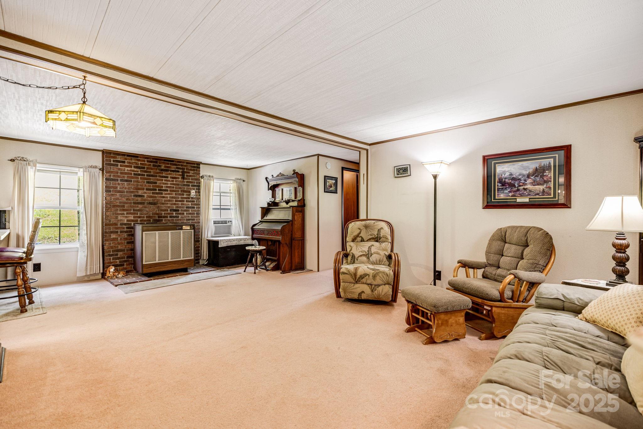 582 Lewis Branch Road Marshall, NC 28753 - Photo 11 of 46 Gallery Image 11