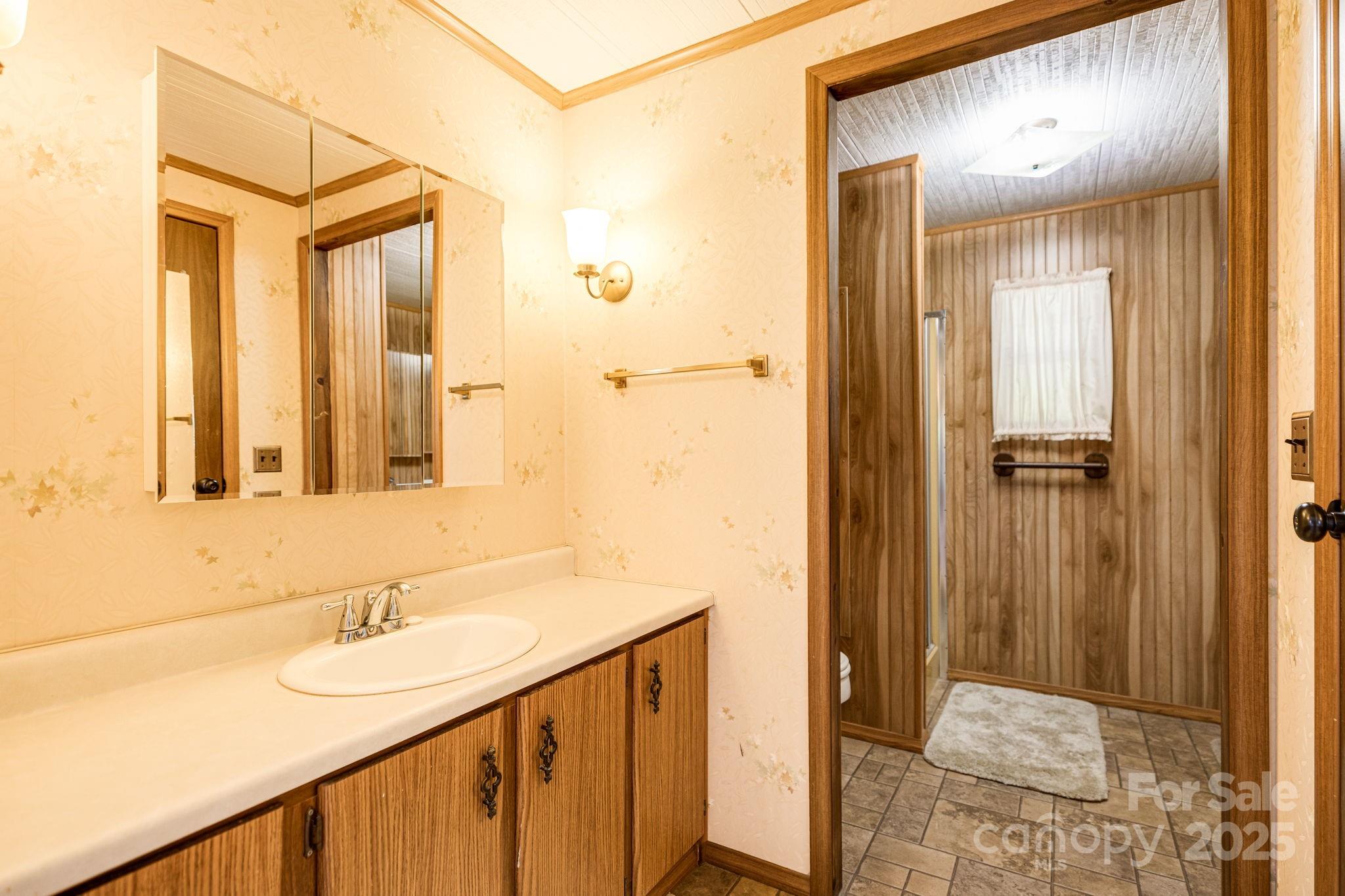 582 Lewis Branch Road Marshall, NC 28753 - Photo 21 of 46 Gallery Image 21