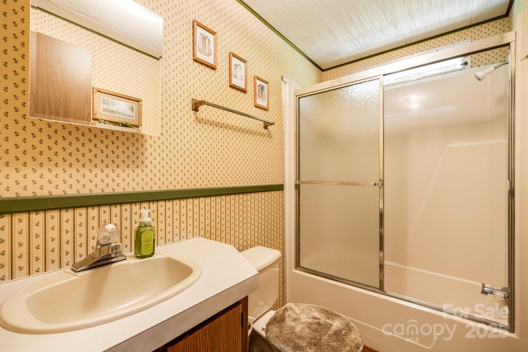 582 Lewis Branch Road Marshall, NC 28753 - Photo 24 of 46 Gallery Image 24